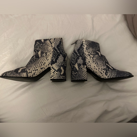 Steve Madden Jillian Snake Print Ankle Booties - Picture 2 of 3